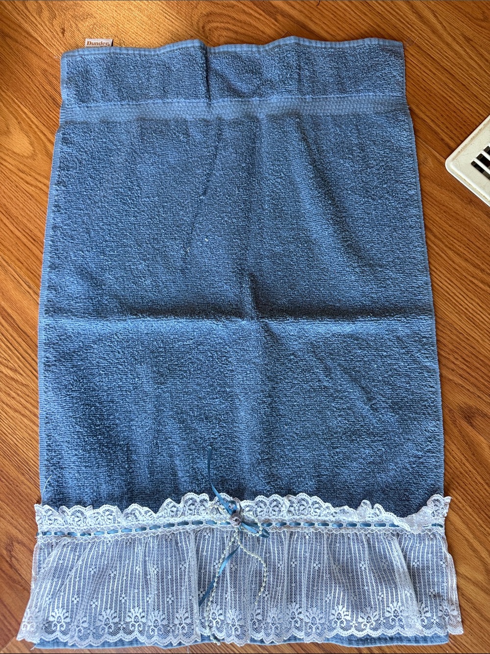 Dundee Blue Lace-Trim Hand Towel